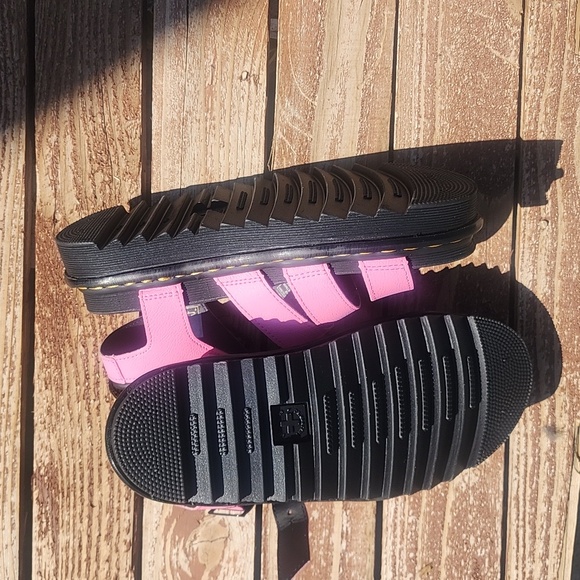 Dr. Martens Women Blaire Platform Sandals women size 10.5,men size 8 NWOT - Picture 4 of 7